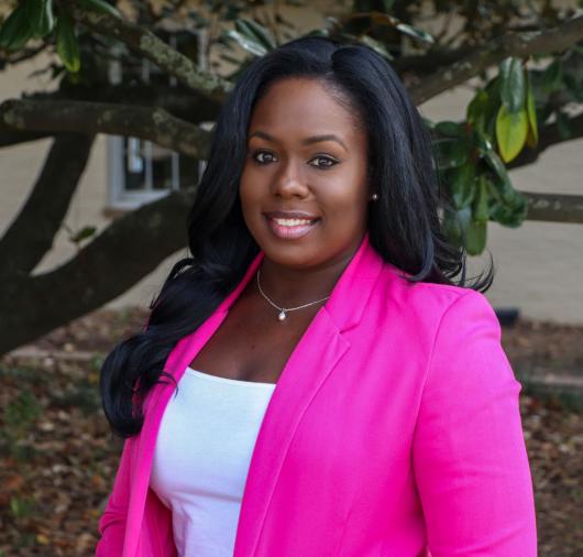 Chelsea Crawford, Direct Sales Representative